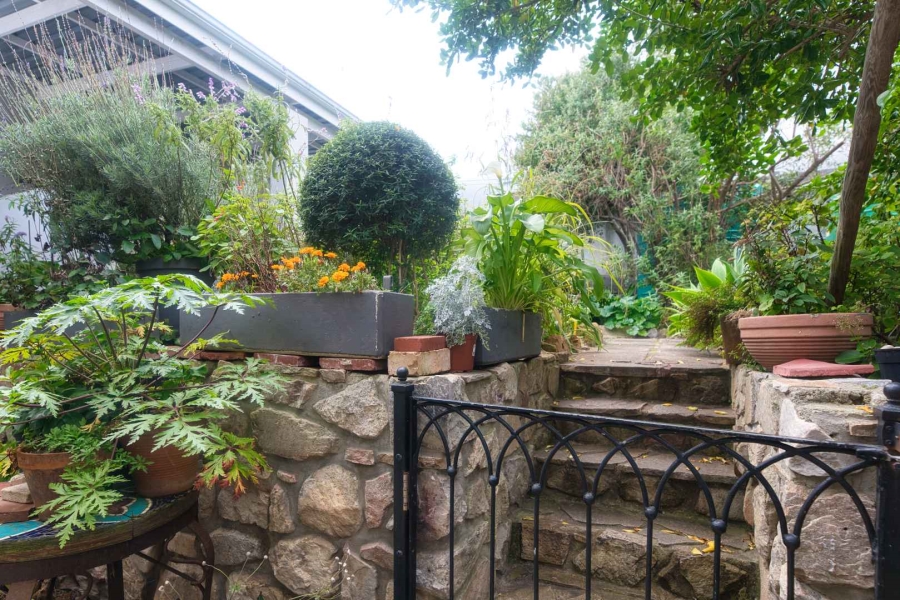 7 Bedroom Property for Sale in Voelklip Western Cape